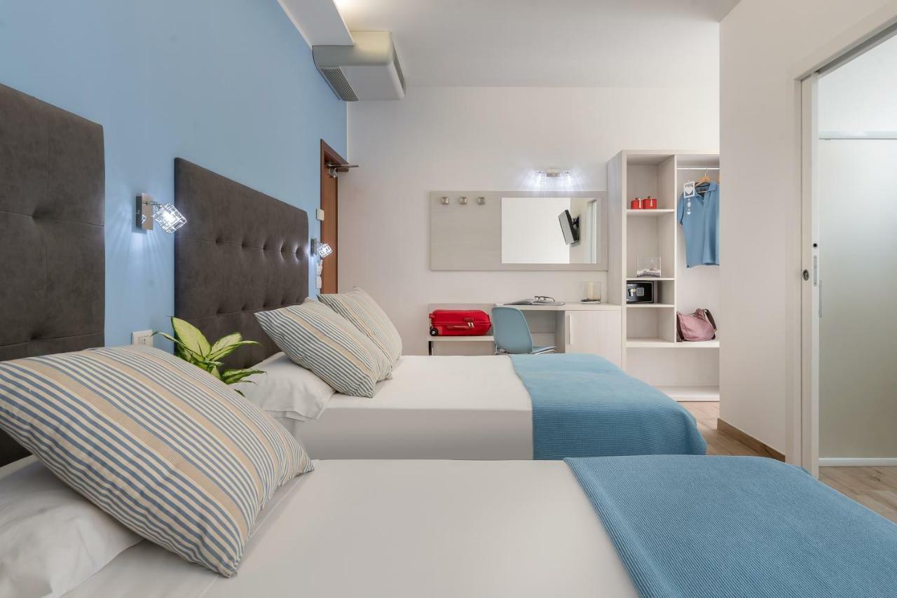Hotel Maria Serena Rimini Esterno foto